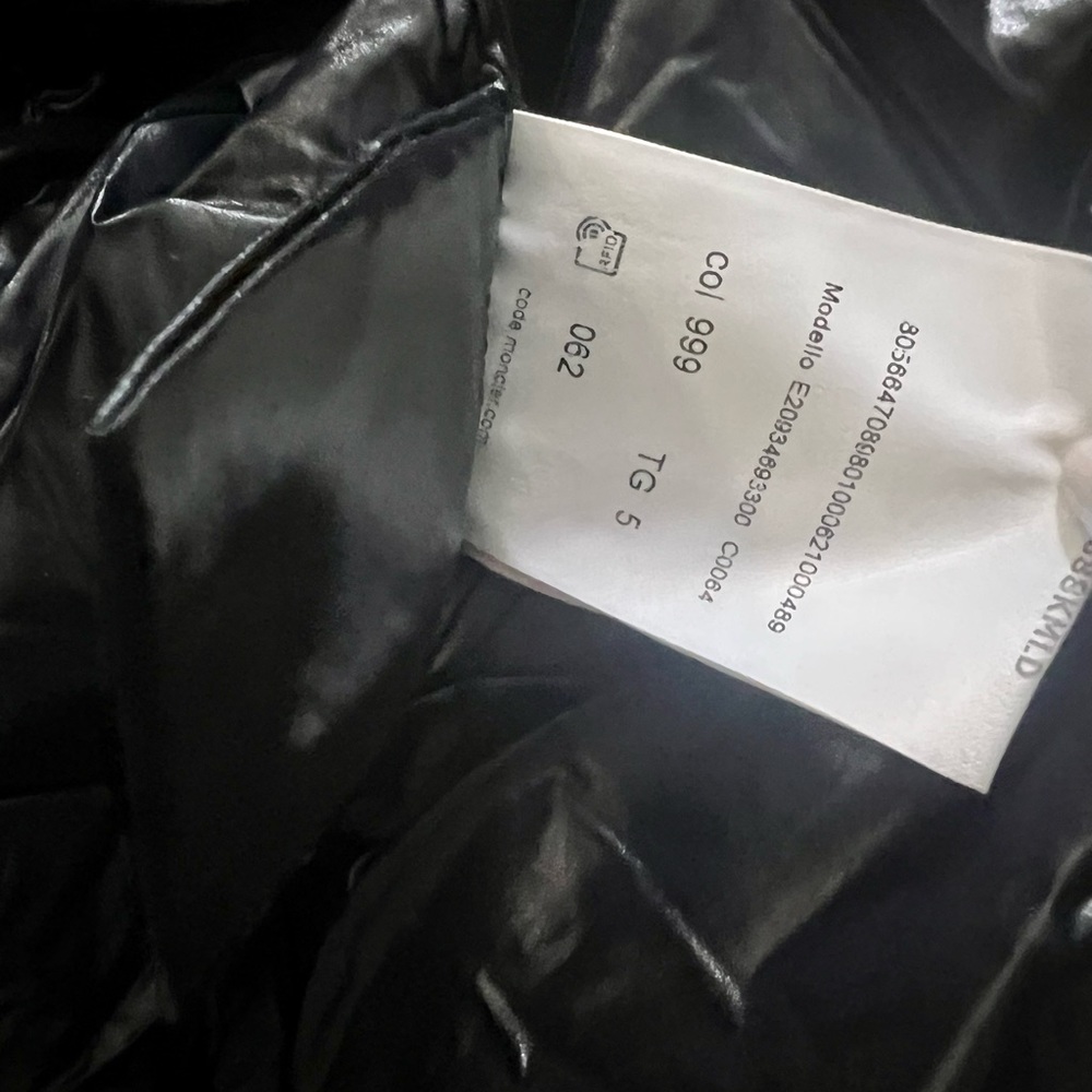 Moncler Rhin Hooded Quilted Down black Puffer Jacket- SIZE 5 - Picture 7 of 15
